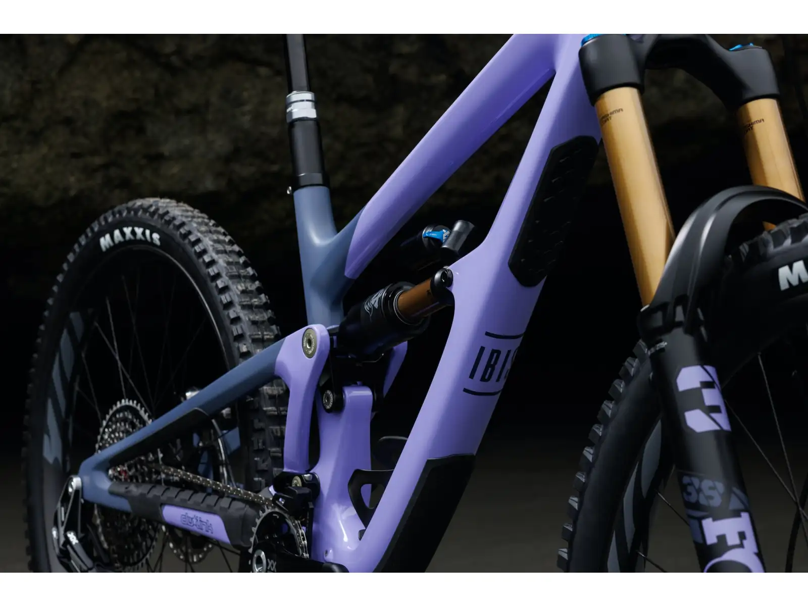 Ibis HD6 Eagle 90 vollgefedertes Mountainbike Lavender