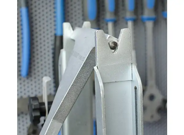 Unior Kaliber 2 für Zentrierständer Gabel