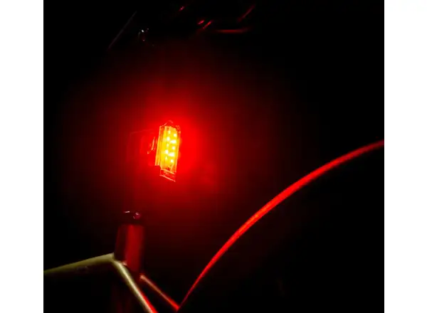 Lezyne Strip Drive Pro 400+ Rücklicht Schwarz