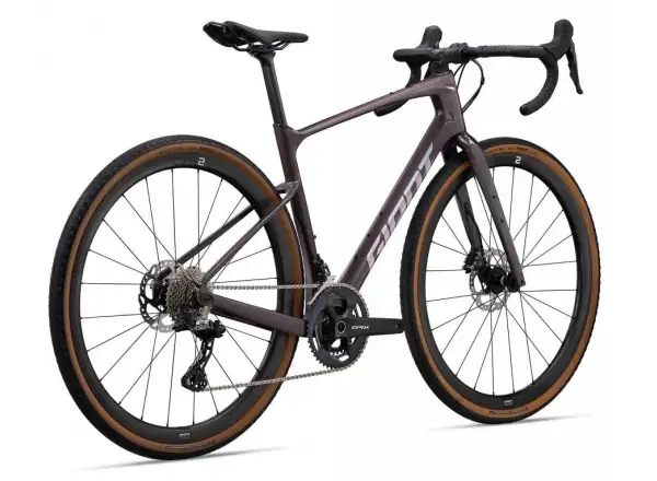 Giant Revolt Advanced 0 Gravel-Bike in Holzkohlen-Pflaume
