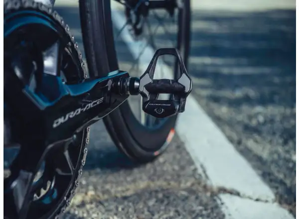 Shimano Dura-Ace PD-R9300 SPD-SLR Rennradpedale mit Cleats CL-SL110