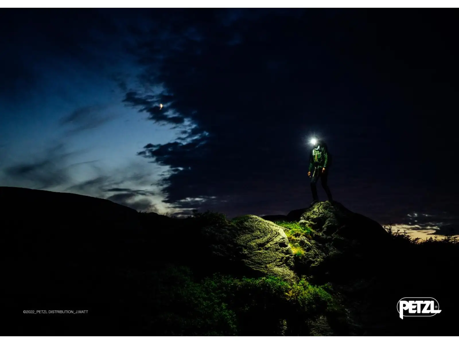 Petzl Actik Core Stirnlampe Grün