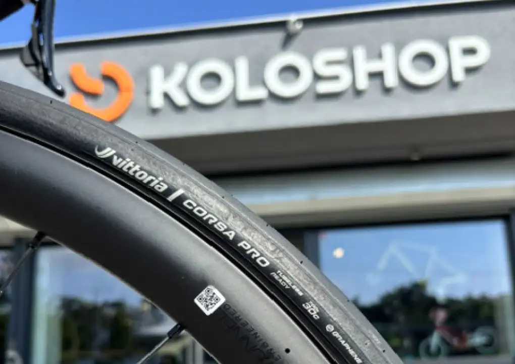 Vittoria Corsa Pro TLR Full Black G2.0: die ersten 500 km mit Reifen, mit denen man Grand Tours gewinnt