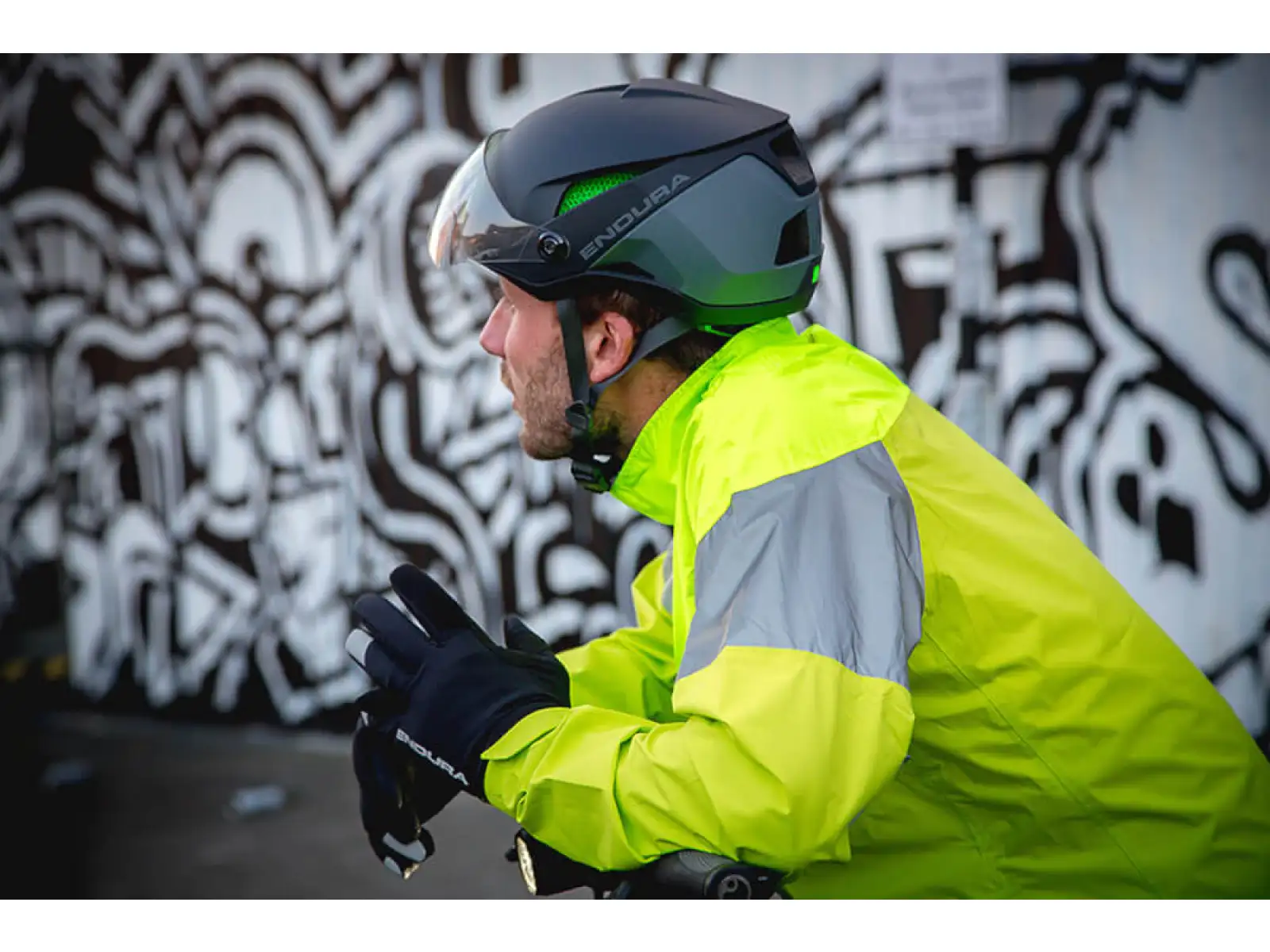 Endura Speed Pedelec Helm schwarz