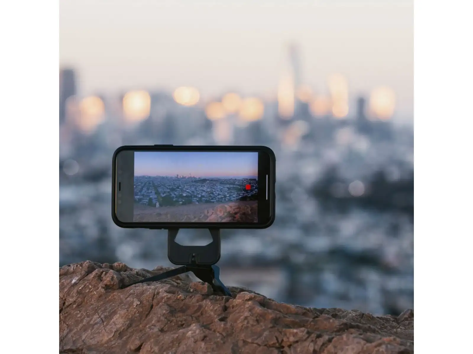 Peak Design Everyday V2 Hülle für iPhone 15 Pro Salbei