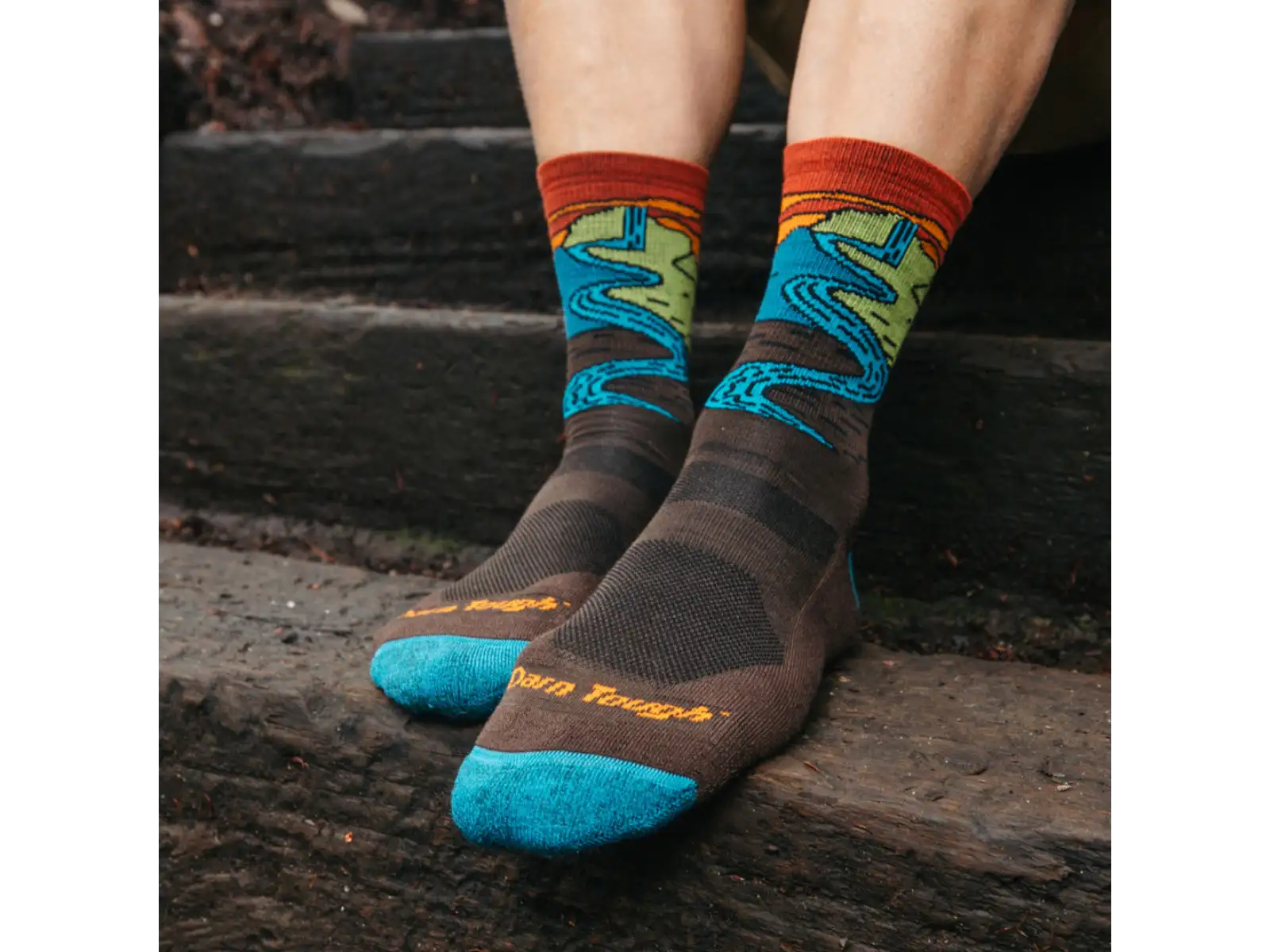 Darn Tough Chasing Waterfalls Micro Crew Lightweight Cushion Herren Socken Earth