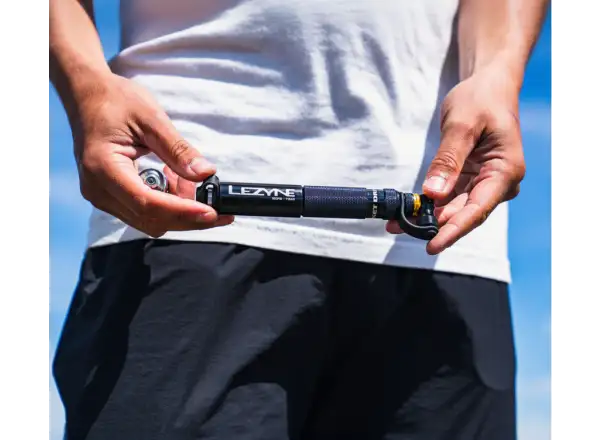 Lezyne Pocket Drive CO2 Pumpe + 16 g Kartusche