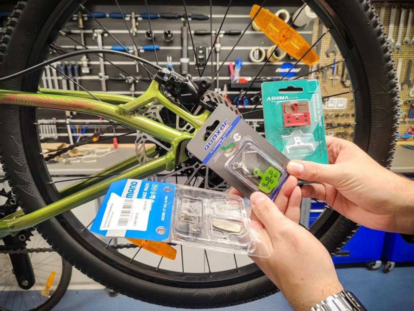So wählen Sie die richtigen Bremsbeläge für ihr Fahrrad aus
