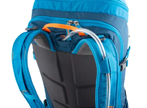 Pinguin Ridge 28 Winterrucksack schwarz