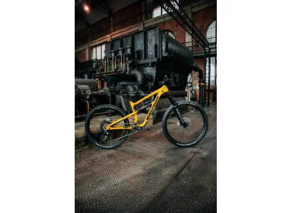 Nukeproof Mega 297 Pro Alloy Eagle 90 vollgefedertes Fahrrad Yellow