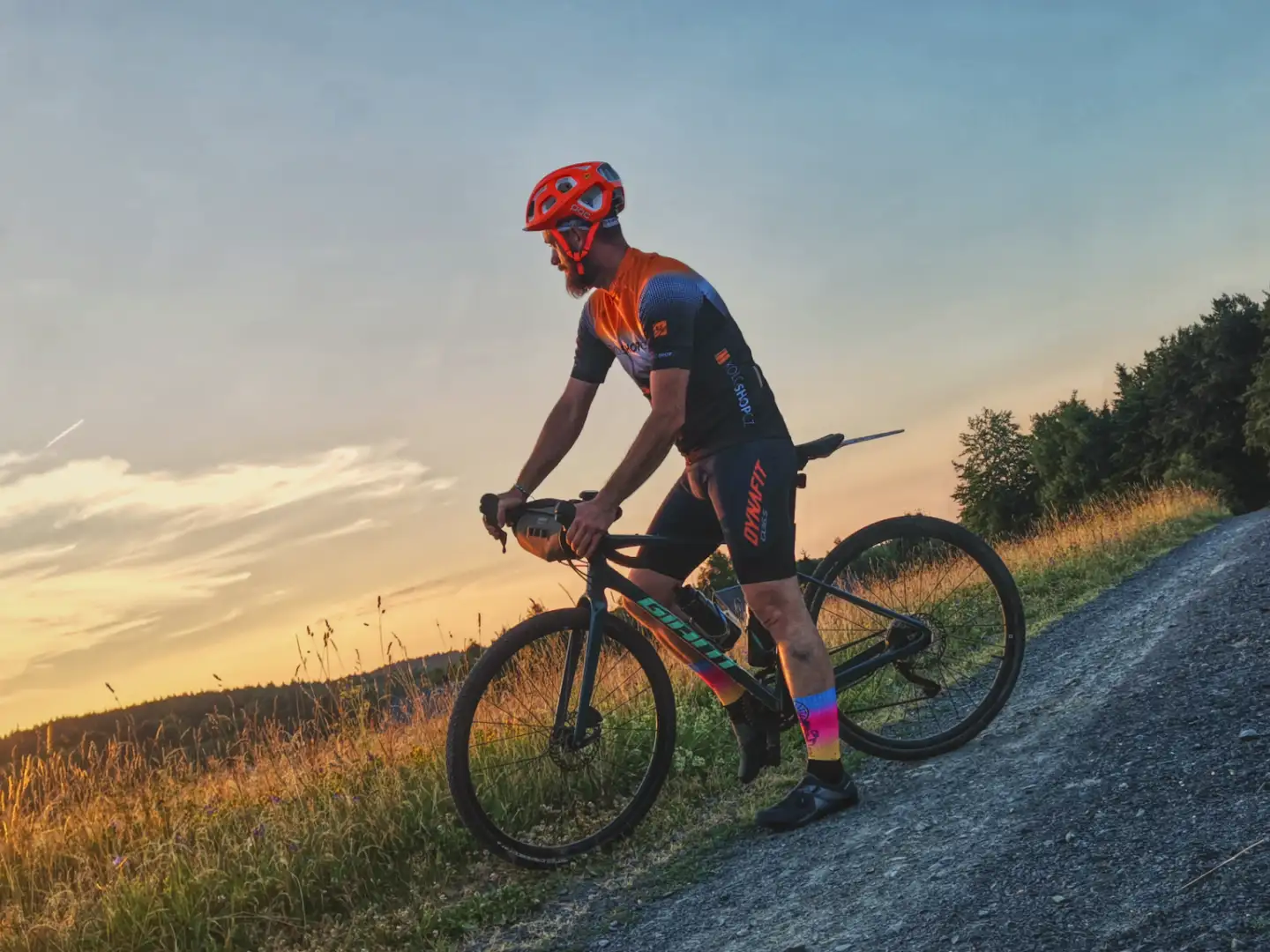 Womit fährt Koloshop? Botschafter David auf dem Gravelbike Giant Revolt 1