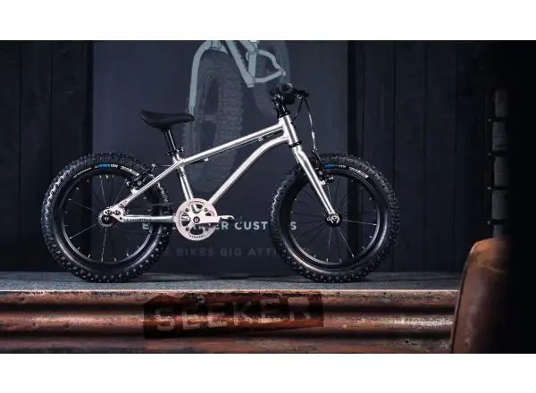 Early Rider Seeker 16 Kinderfahrrad Gebürstetes Aluminium