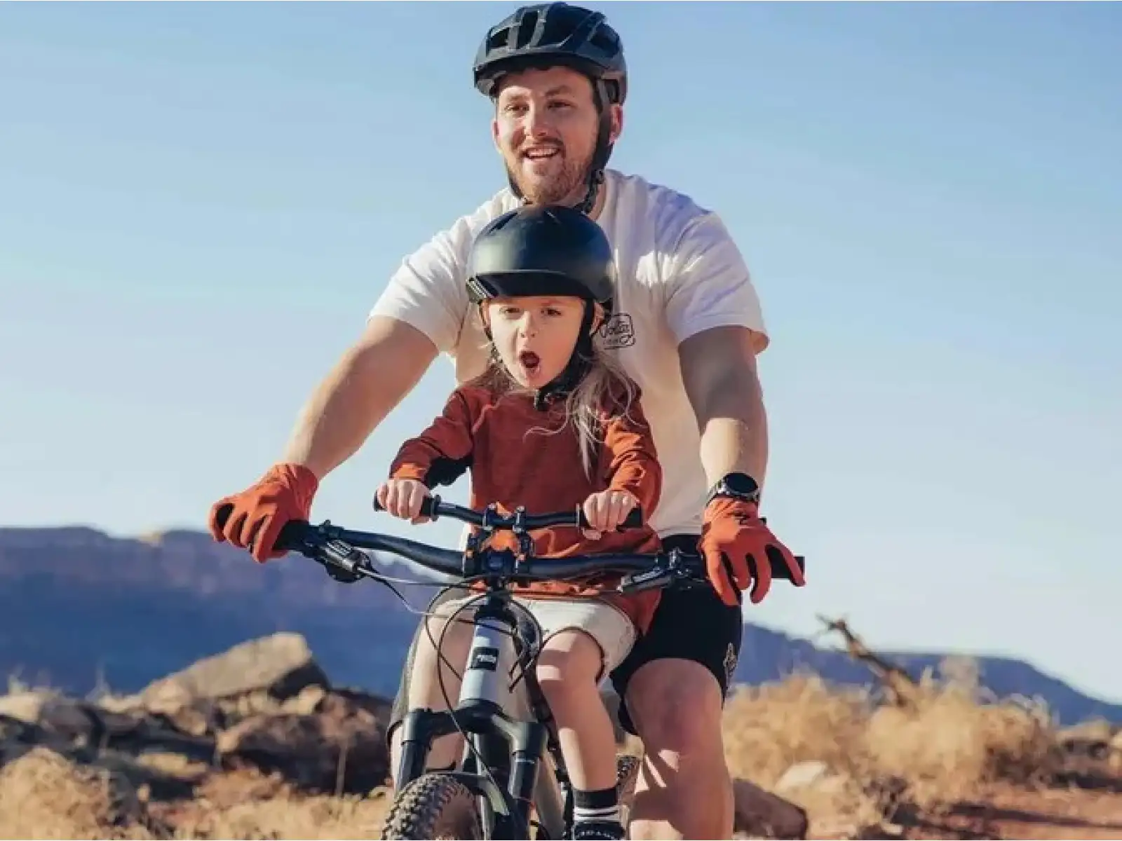 Kids Ride Shotgun Pro Combo Kindersitz und Lenker auf Rahmen