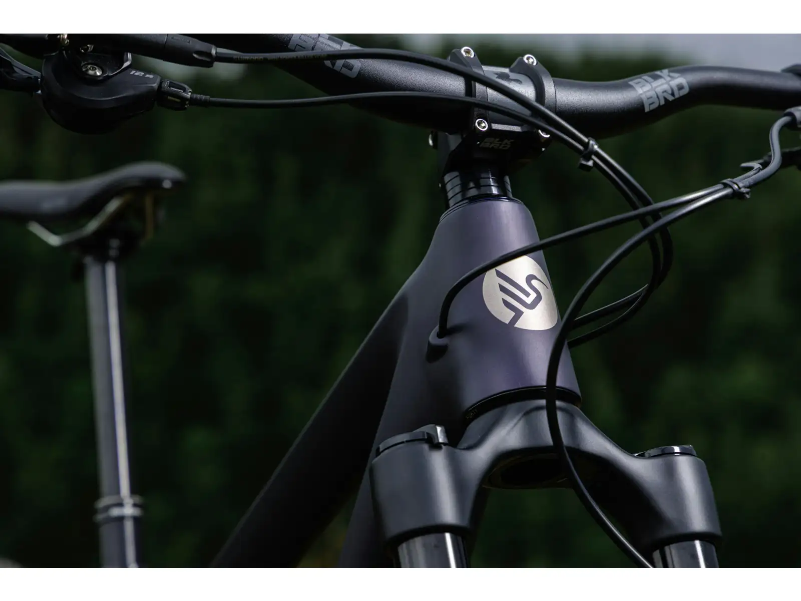 Ibis Ripmo V3 Deore Mountainbike Heckleberry Purple.