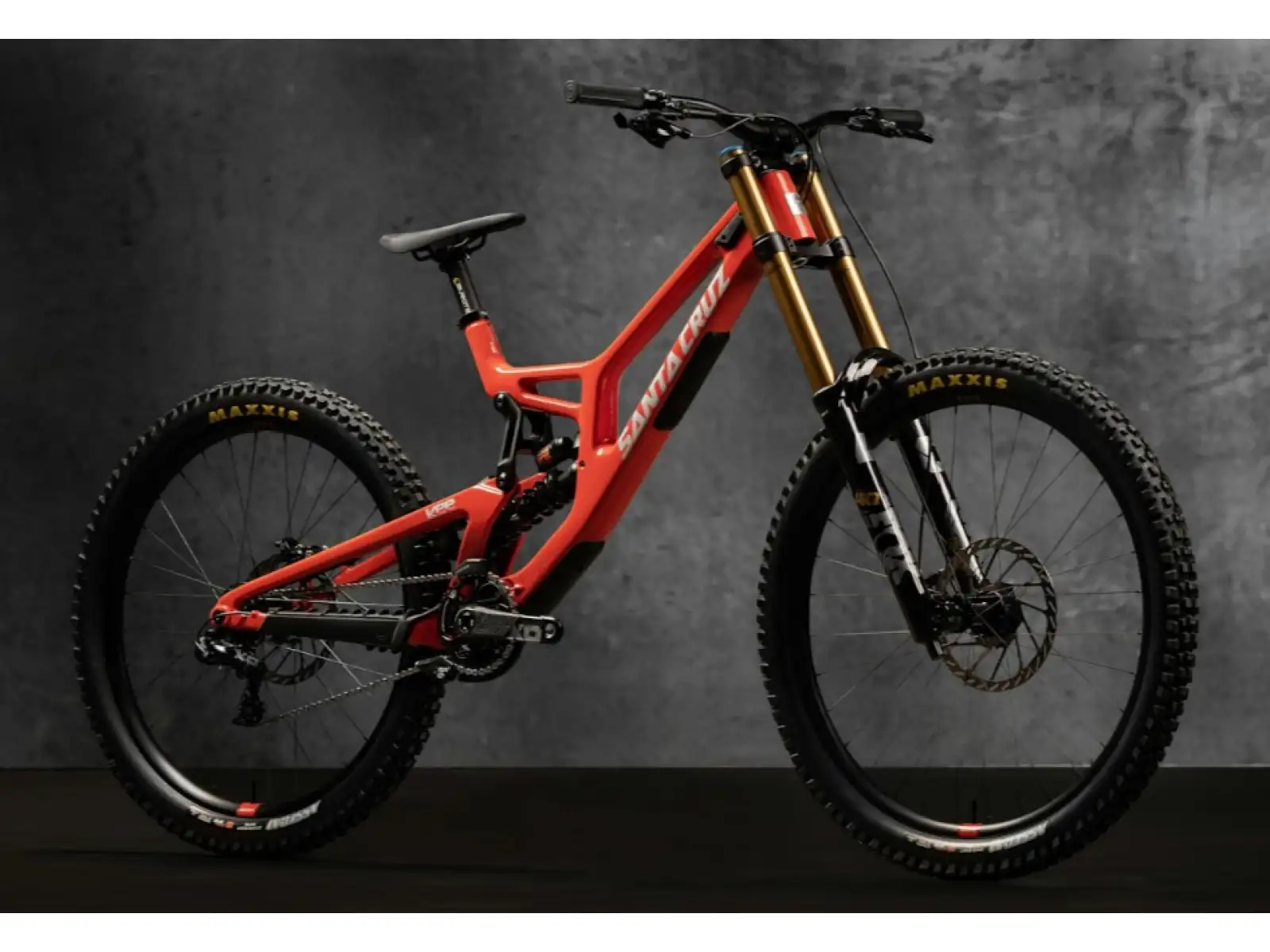 Santa Cruz V10 8 CC MX 24 Downhill-Rahmen Rot Factory Größe L