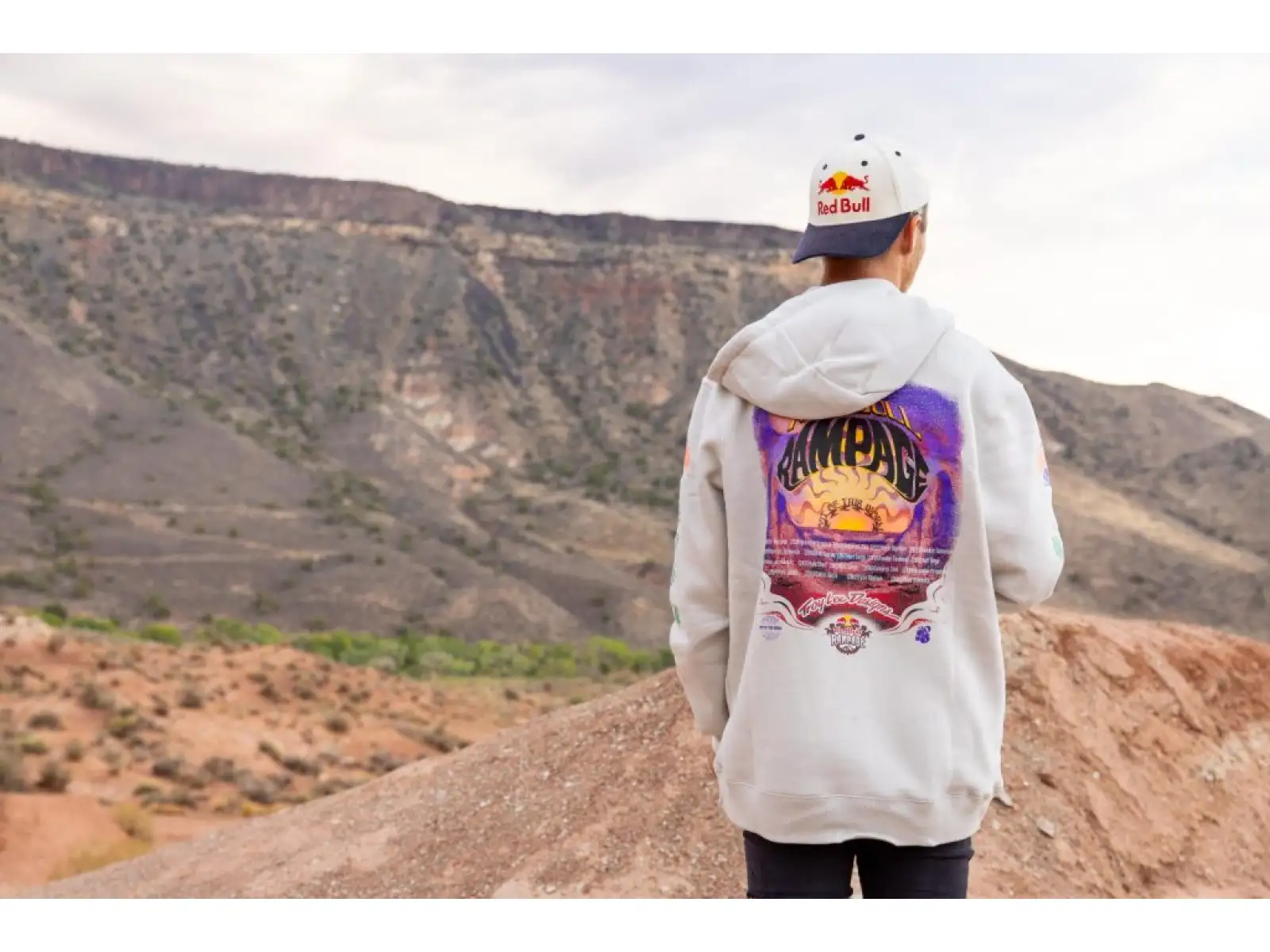 Troy Lee Designs x Red Bull Rampage Valley of Gods Herren Hoodie Bone