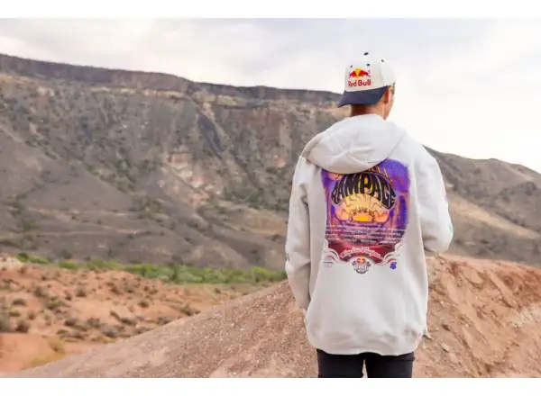 Troy Lee Designs x Red Bull Rampage Valley of Gods Herren Hoodie Bone
