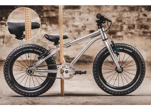 Early Rider Seeker 16 Kinderfahrrad Gebürstetes Aluminium