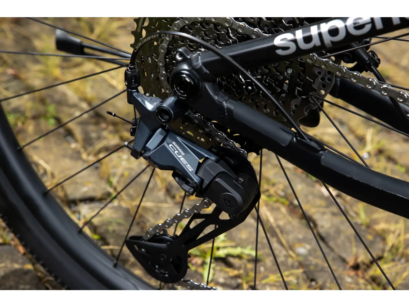 Superior eBLOX 6.5 City E-Bike Matte Dark Chrome/Black