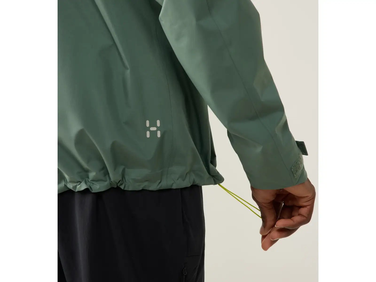 Haglöfs L.I.M AIRAK 2,5l Herrenjacke Chlorophyll Green