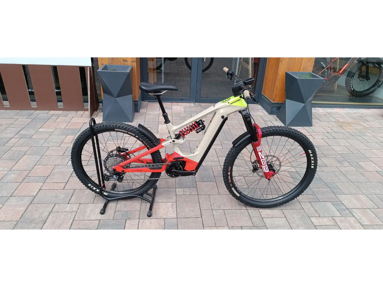Cannondale Moterra Neo Carbon LT 1 QSD vollgefedertes E-Bike Gr. S VORFÜHRMODELL