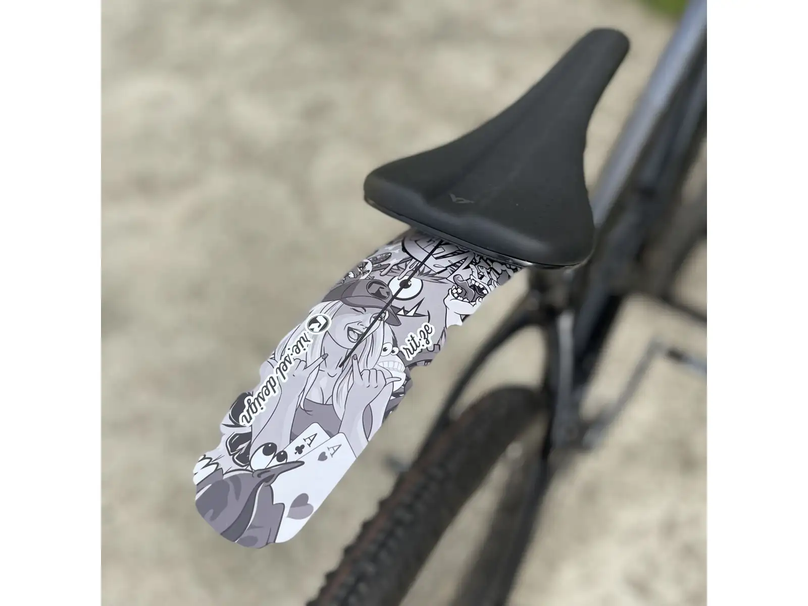 Rie:sel Design Rit:ze Schutzblech Stickerbomb Eyecatcher Ultra Black