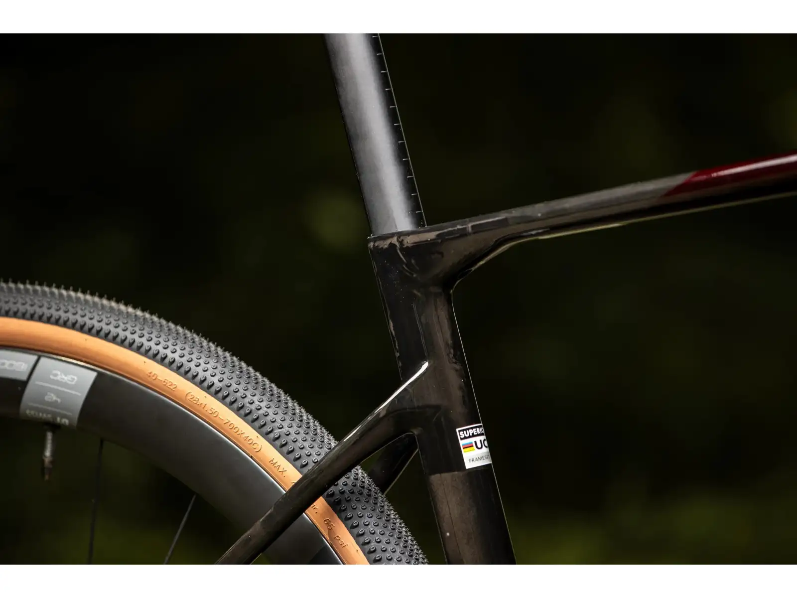 Superior XR 9.9 GR Gravelrad Matte Carbon/Gloss Red