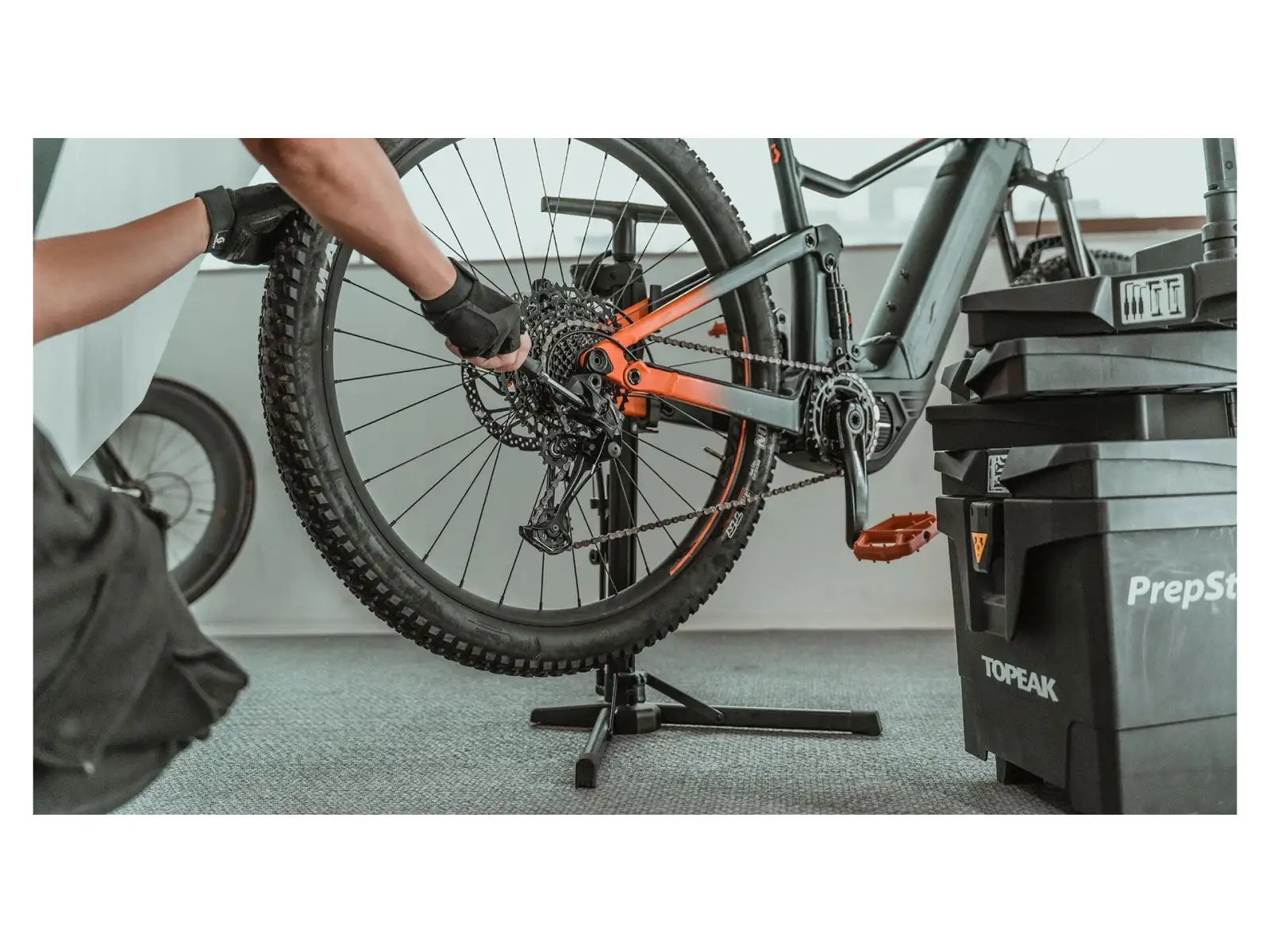 Topeak Transformer eUP Werkstatt-Pumpe Schwarz/Gelb