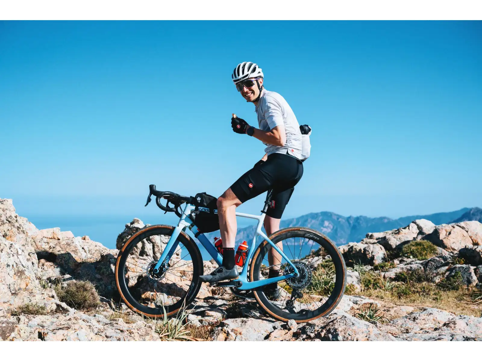 Castelli Unlimited Cargo Herrenshorts mit Latz und Einlage Black