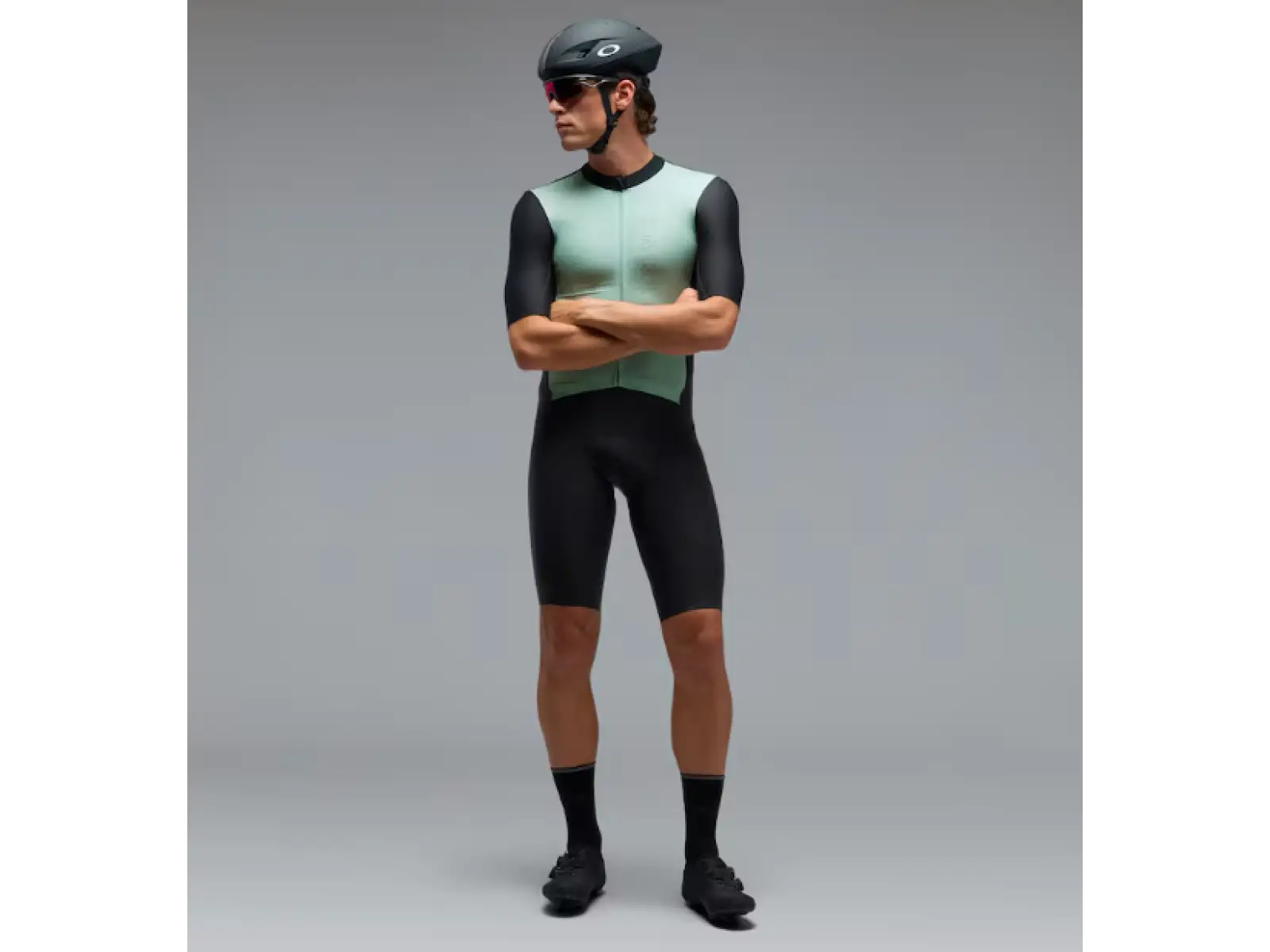 Oakley Endurance Herren-Shorts mit Einsatz und Trägern Pitch Black