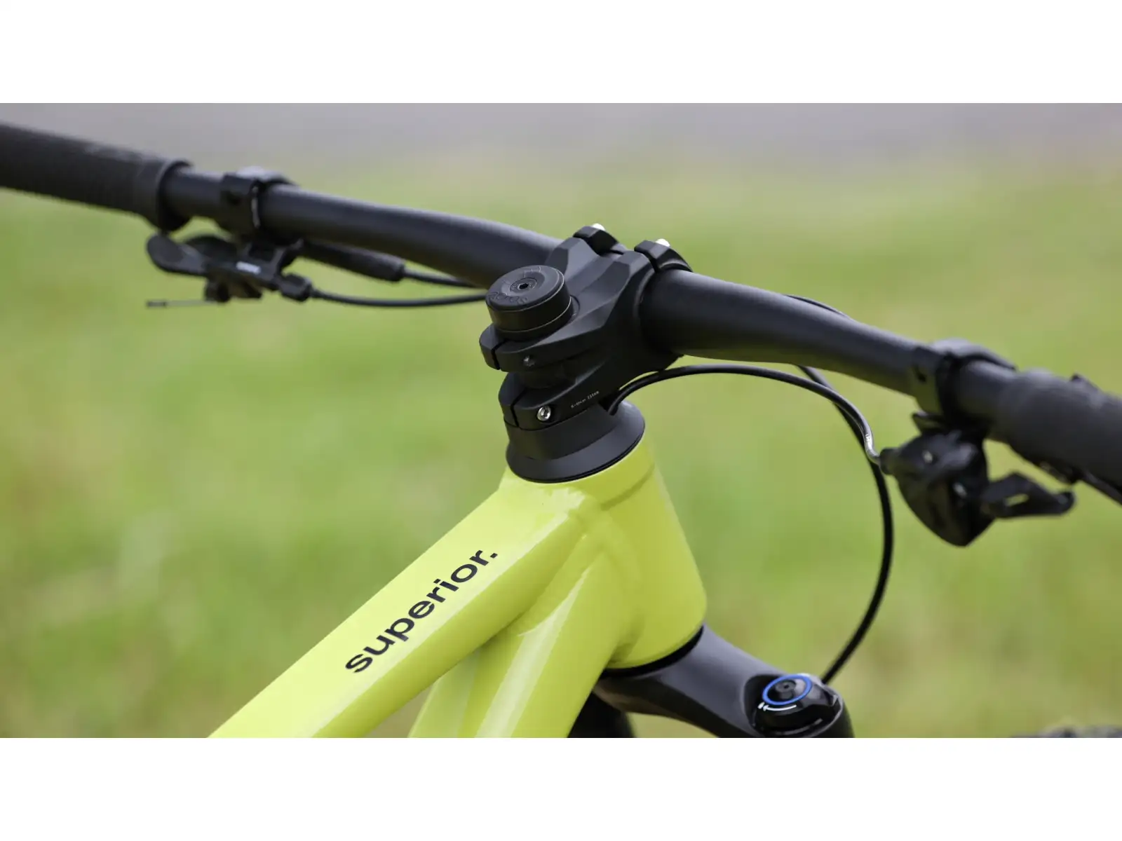 Superior XF 6.2 DC Mountainbike in Gloss Olive.