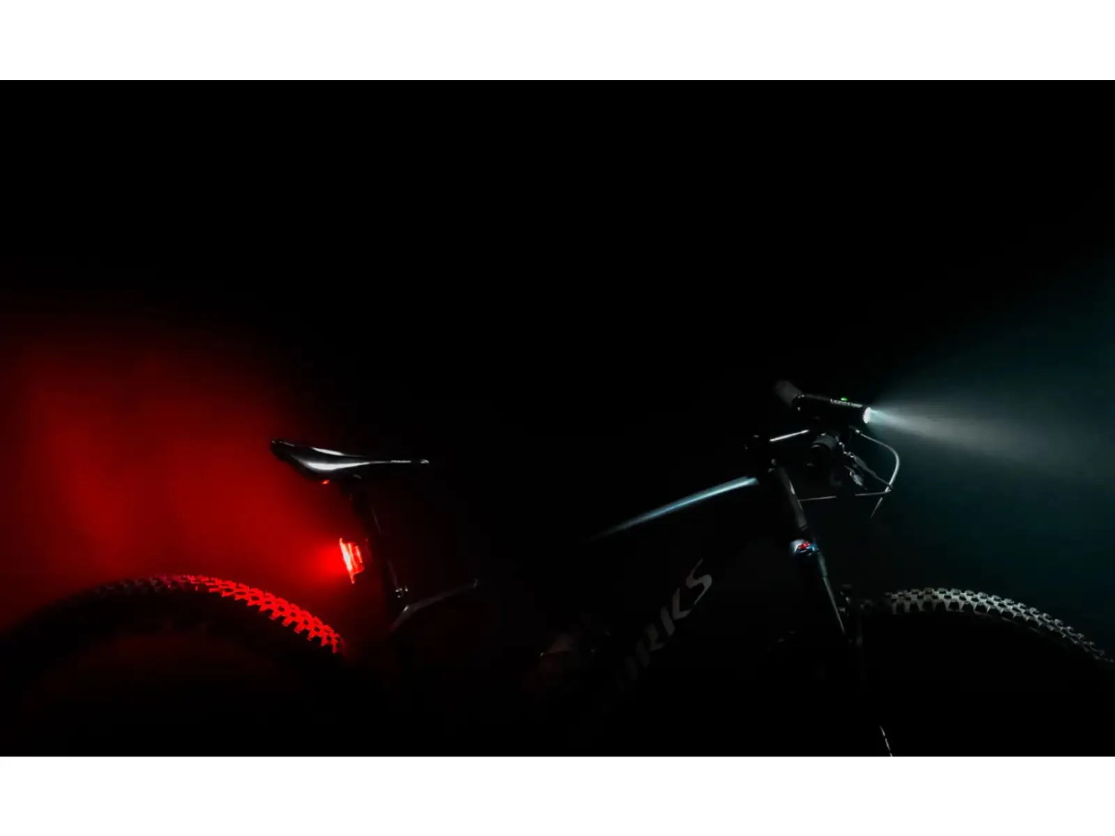 Lezyne Strip Drive Pro 400+ Rücklicht Schwarz