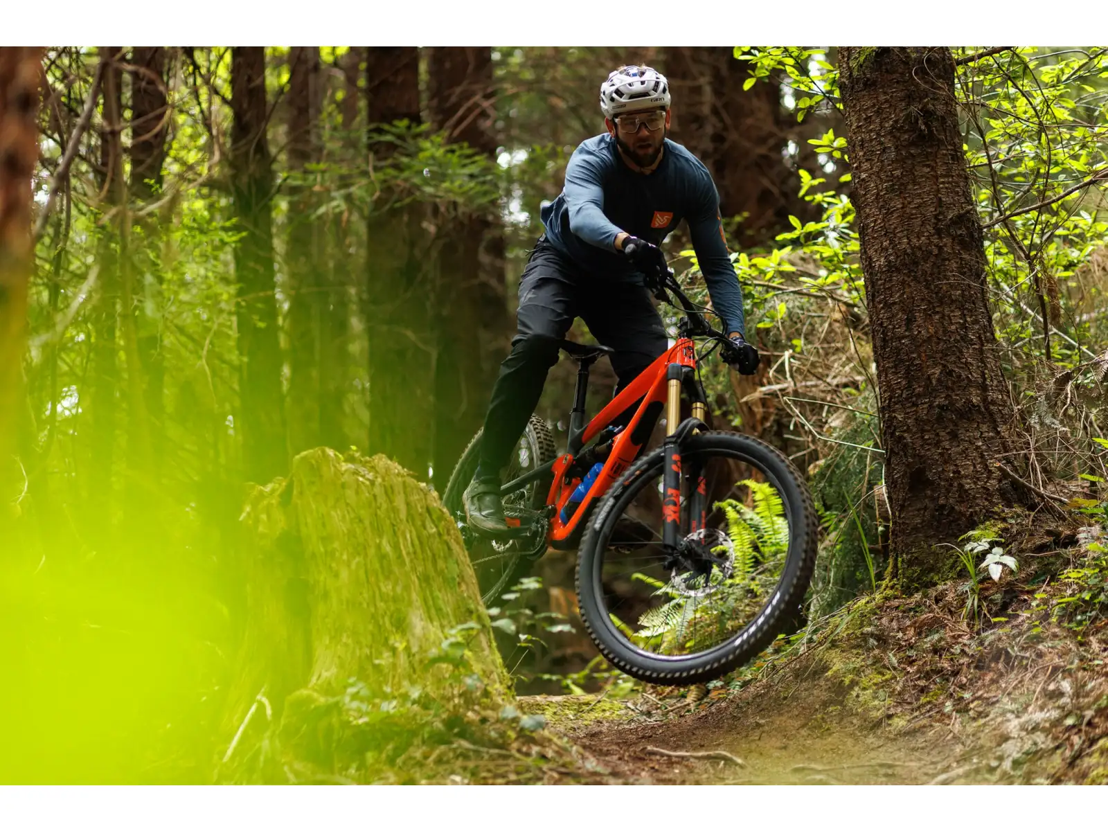Ibis HD6 Eagle 90 vollgefedertes Mountainbike Orange