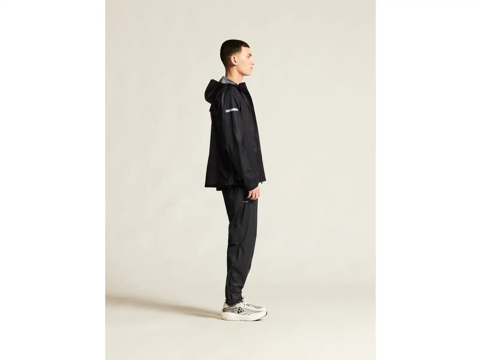 CRAFT PRO Hydro Lightweight Herren Laufjacke schwarz