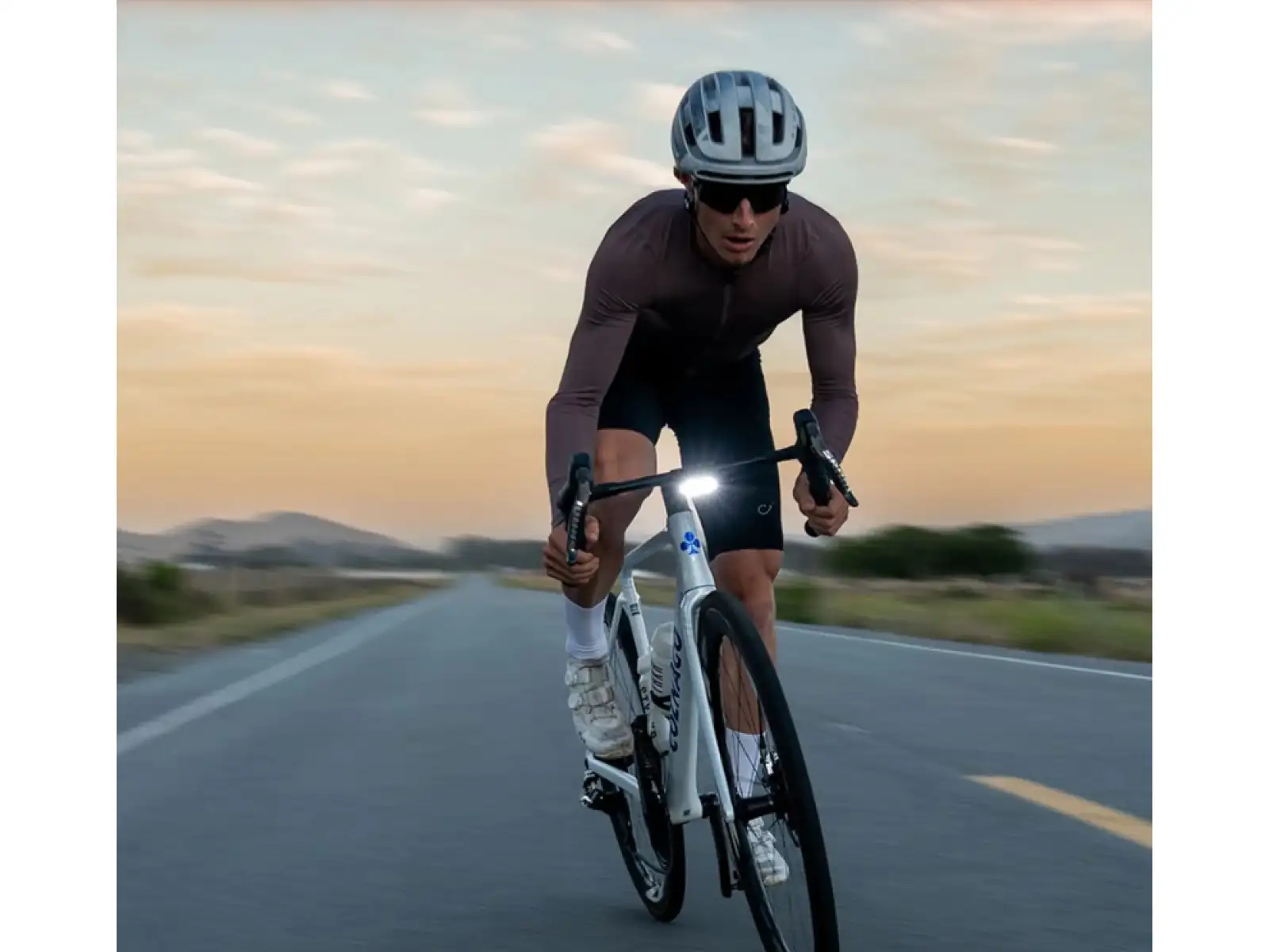 Lezyne Road Drive 500 Vorderlicht