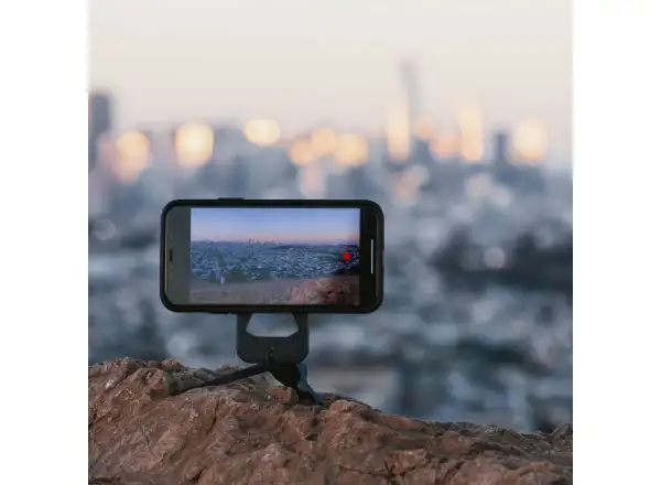 Peak Design Everyday V2 Hülle für das iPhone 15 Pro Midnight