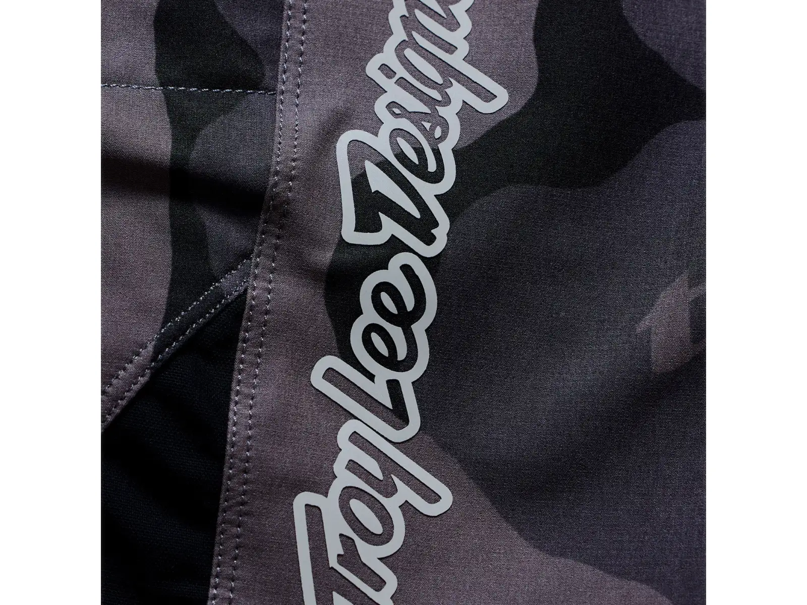Troy Lee Designs Skyline Pro Herren-Shorts BN3TH Liner Flow Camo Carbon