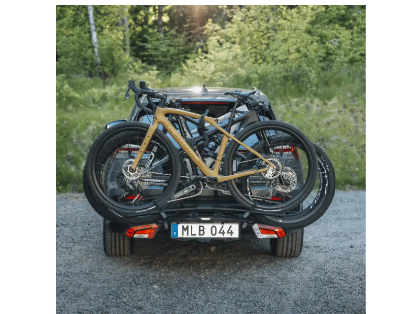 Thule EasyFold XT Black/Silver Träger für 2-3 Fahrräder für Anhängerkupplung