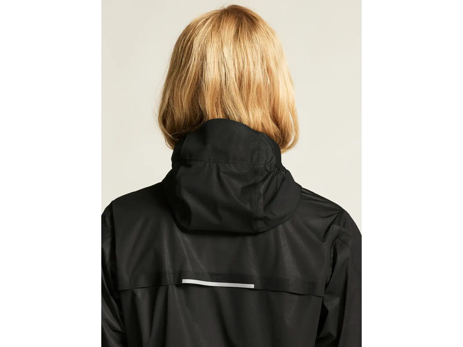 CRAFT PRO Hydro Lightweight Damen Laufjackeschwarz