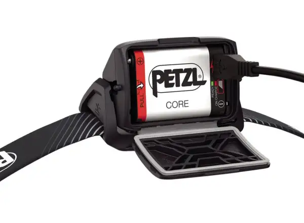Petzl ACTIK CORE 2025 Stirnlampe schwarz