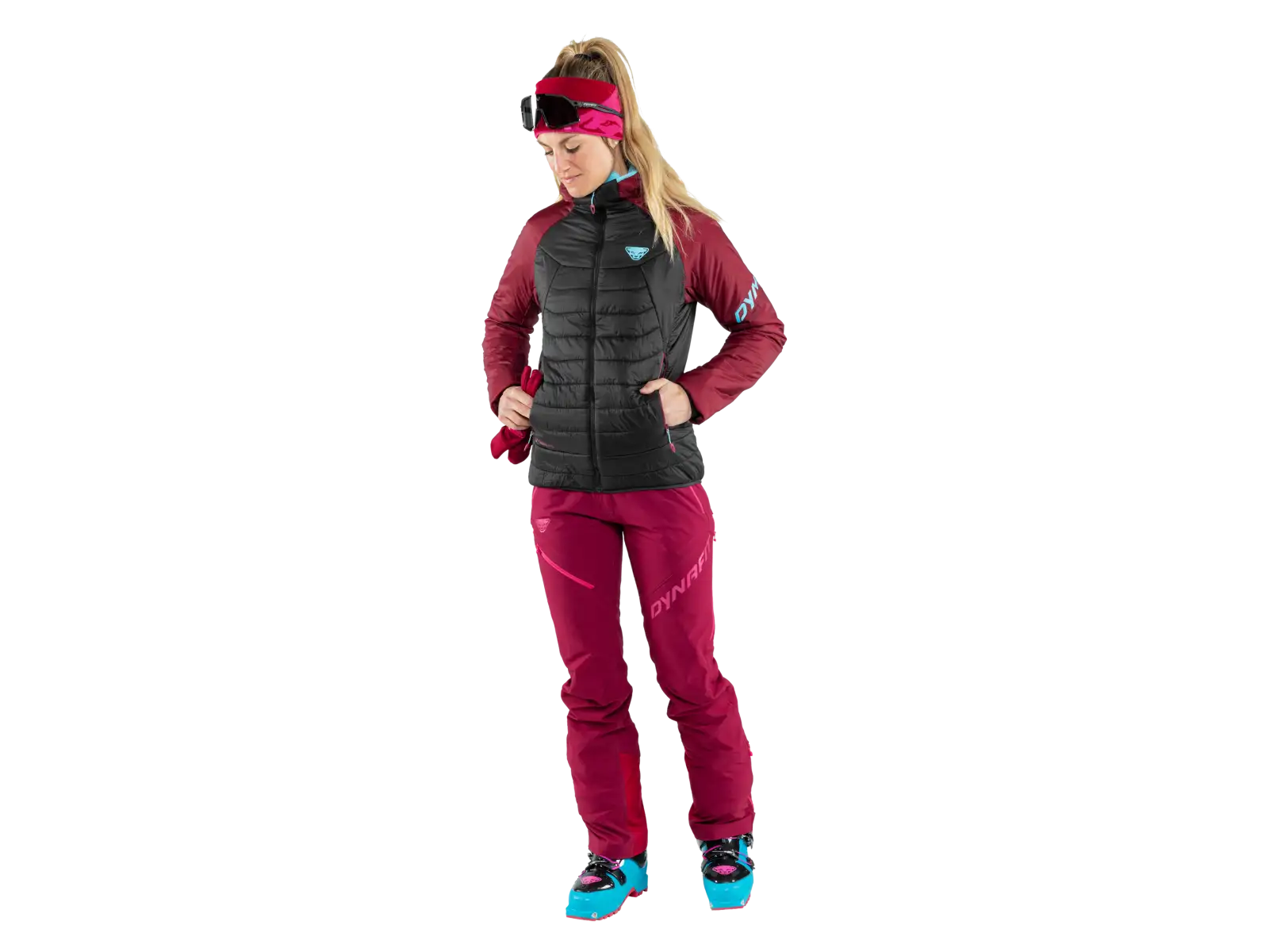 Die Dynafit Radical PrimaLoft Hooded Damenjacke in beet red.