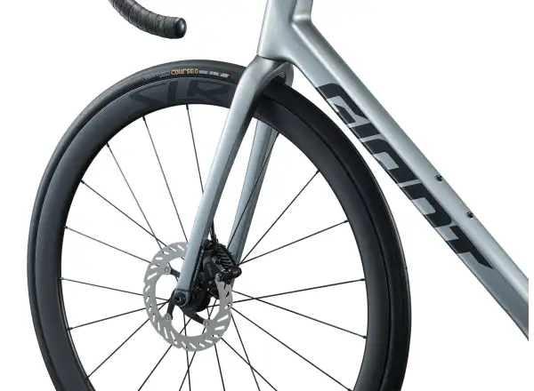 Giant TCR Advanced Pro 1 Di2 Rennrad Tech Silver