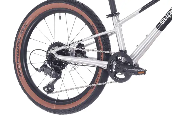 Superior TEAM 20 Kindefahrrad Gloss Brushed Alu / Rainbow Black 9.0"