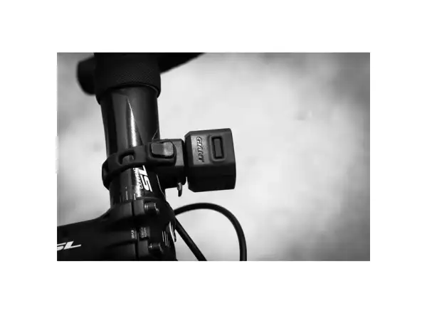 Giant Recon HL 100 Frontlicht schwarz