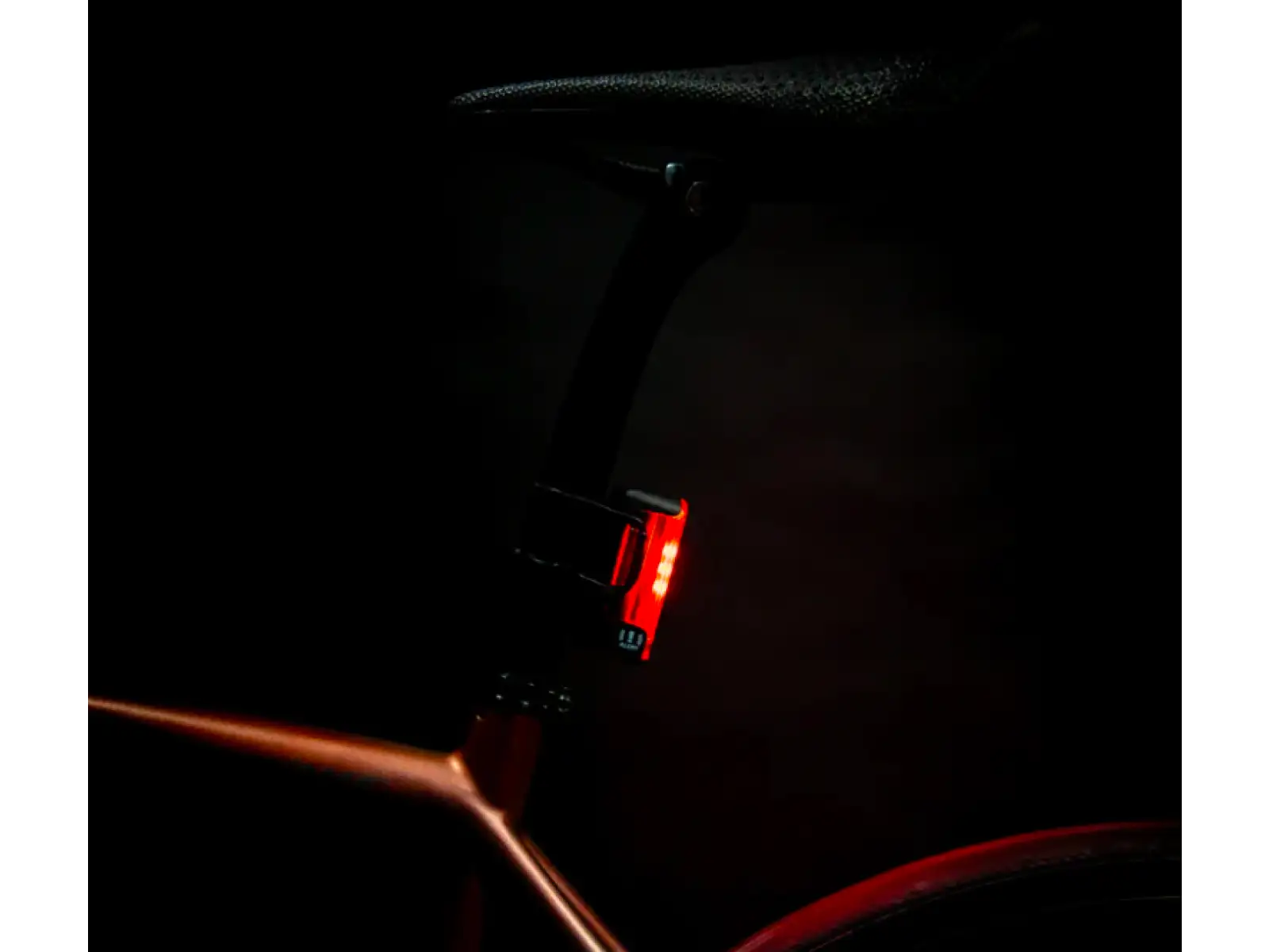 Lezyne Strip Drive Pro Alert 400+ Rücklicht Schwarz