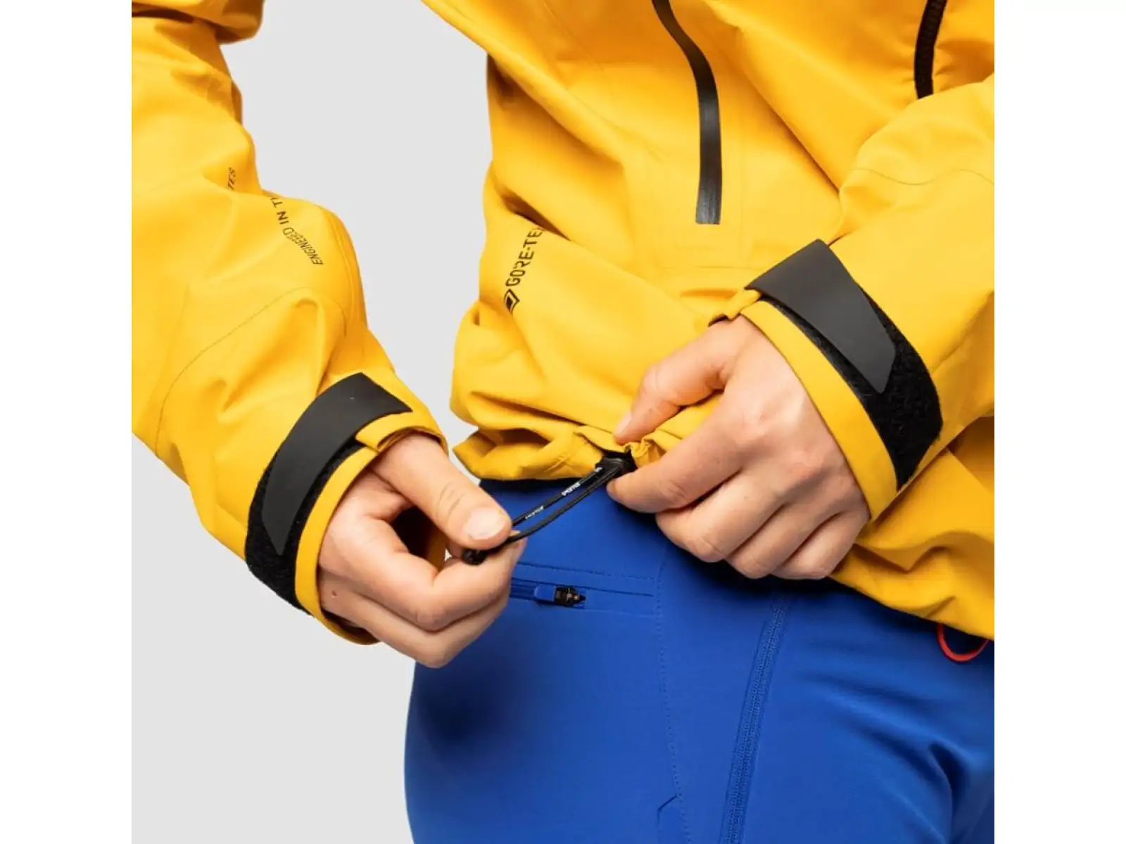 Salewa Ortles Gore-Tex 3L Damenjacke gold