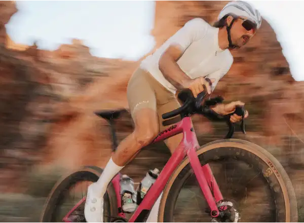 Cervélo Aspero SRAM Force AXS 1 Gravelbike Dusty Unicorn