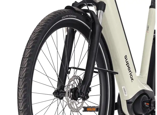 Superior eWAY 6.4 Stadt-E-Bike Gloss Soft Green
