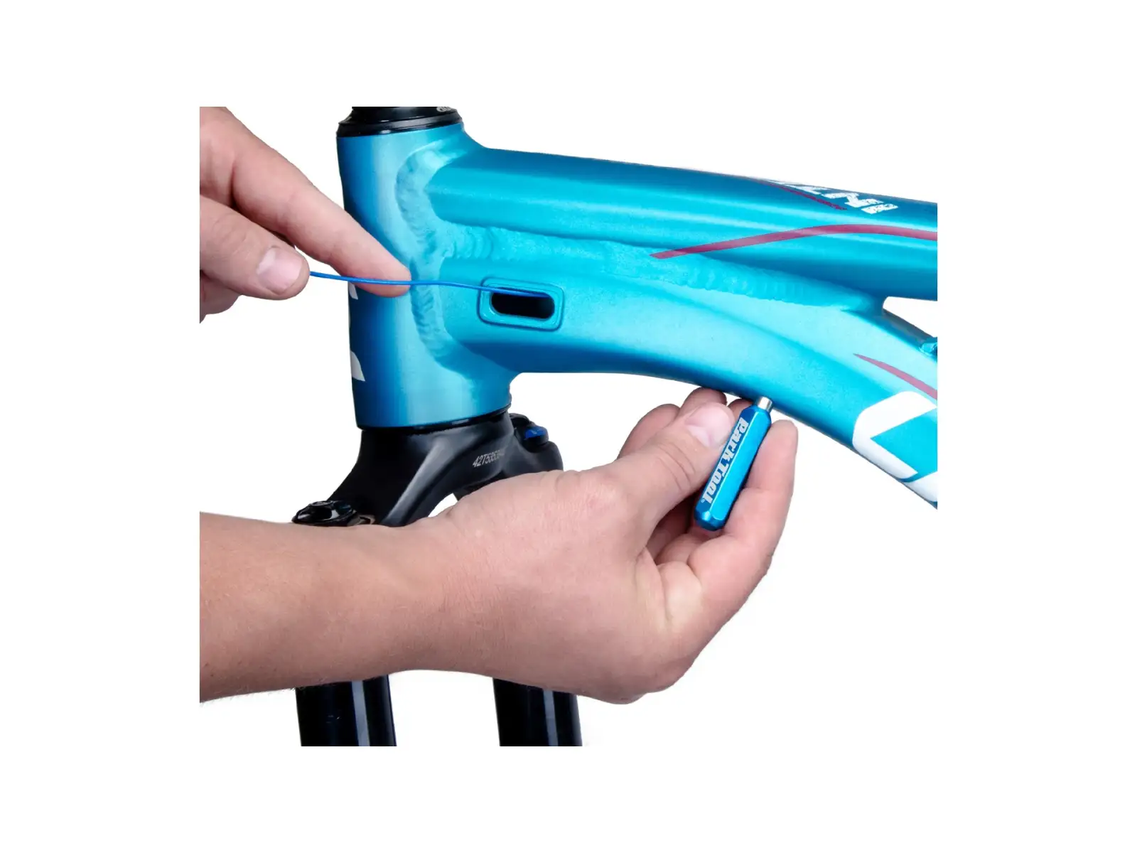 Park Tool IR-1-3 kit für die Montage von internen Kabeln.