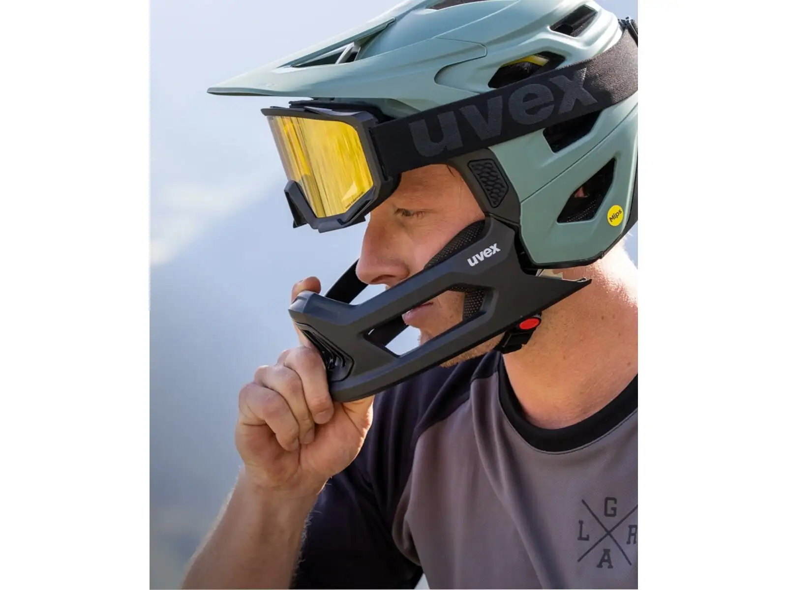 Uvex Revolt MIPS Helm All Black Matt